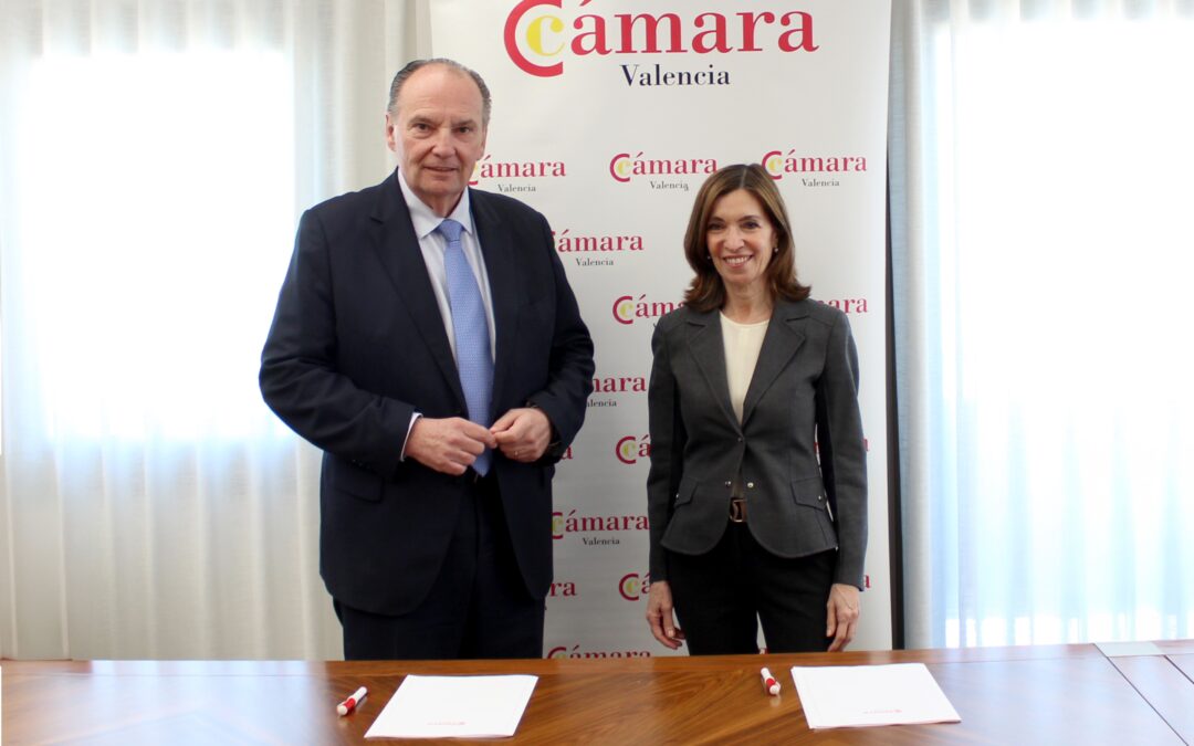 La Escuela de Negocios Cámara Valencia y CEL formalizan un acuerdo de colaboración para impulsar la formación en logística